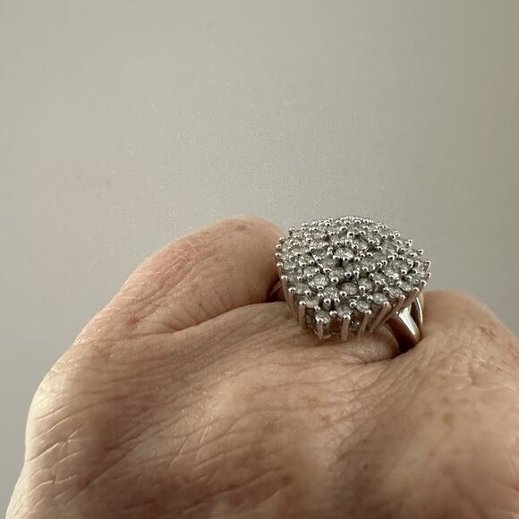 Vintage 10k 1.6 Cttw Cluster Diamond Ring - Picture 10 of 10